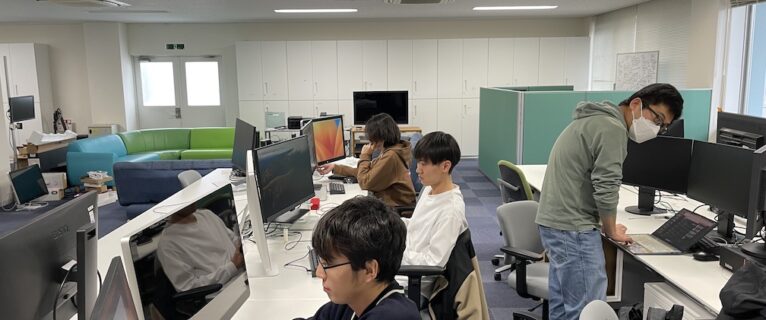 7名の新入生が研究室に配属されました。